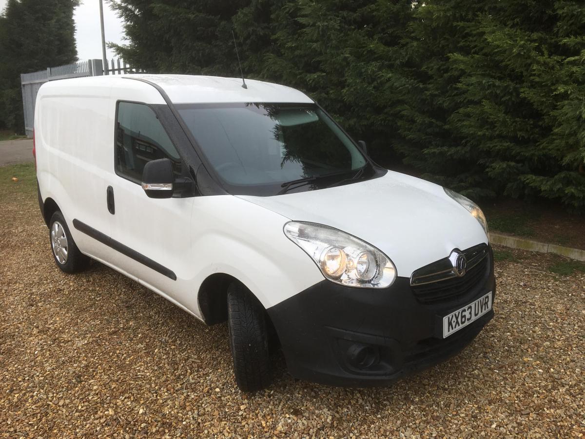 Vauxhall Combo 2000 L1h1 Cdti panel van (integral) - 2013 - £3,299