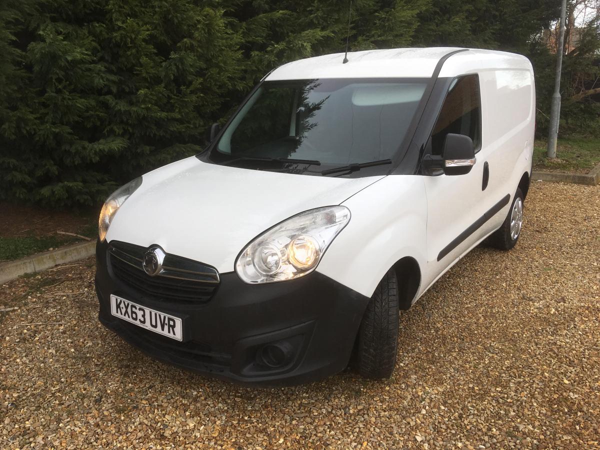 Vauxhall Combo 2000 L1h1 Cdti panel van (integral) - 2013 - £3,299