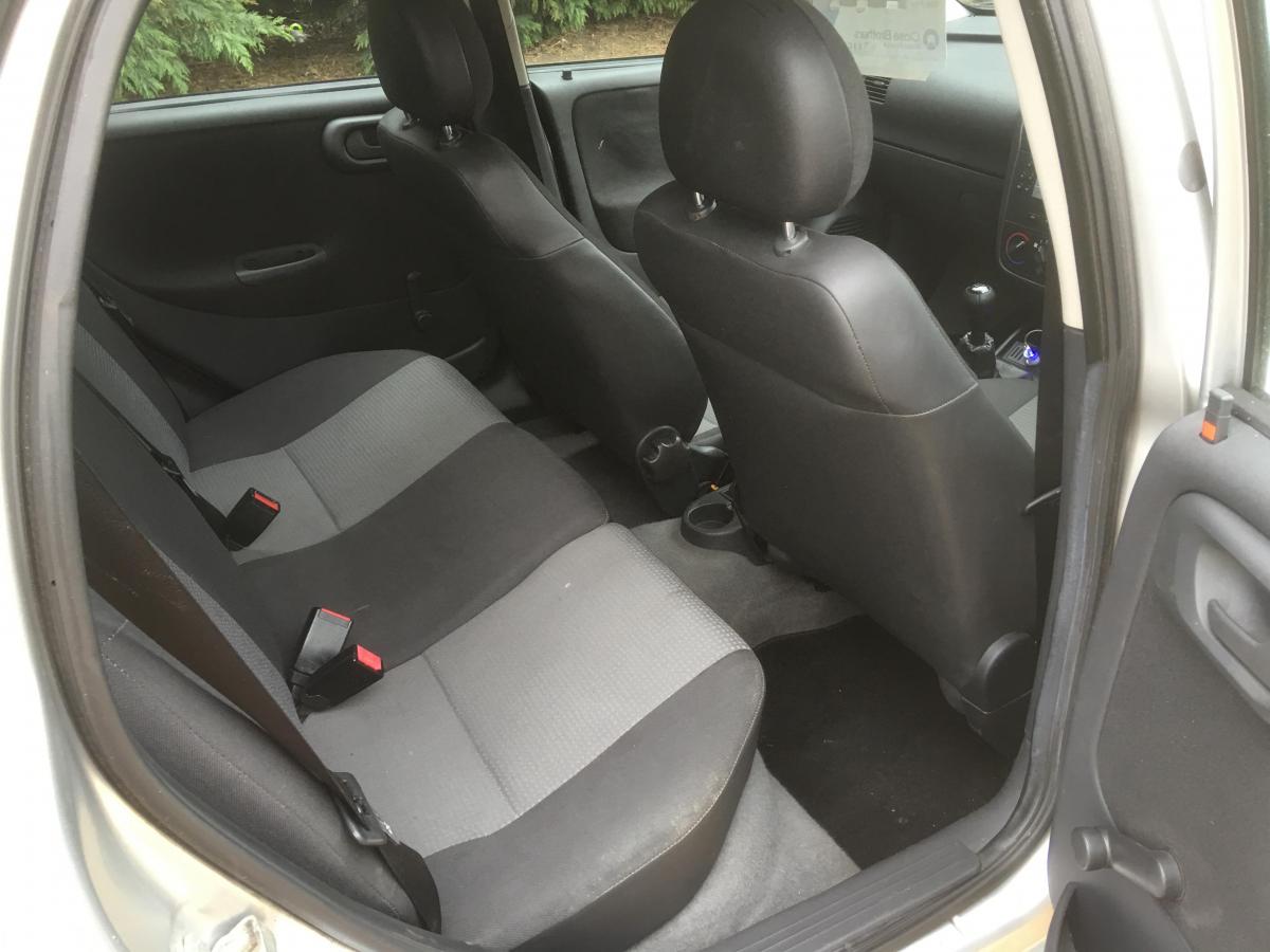 Vauxhall corsa 1.0 Petrol Manual - 2005 - £799