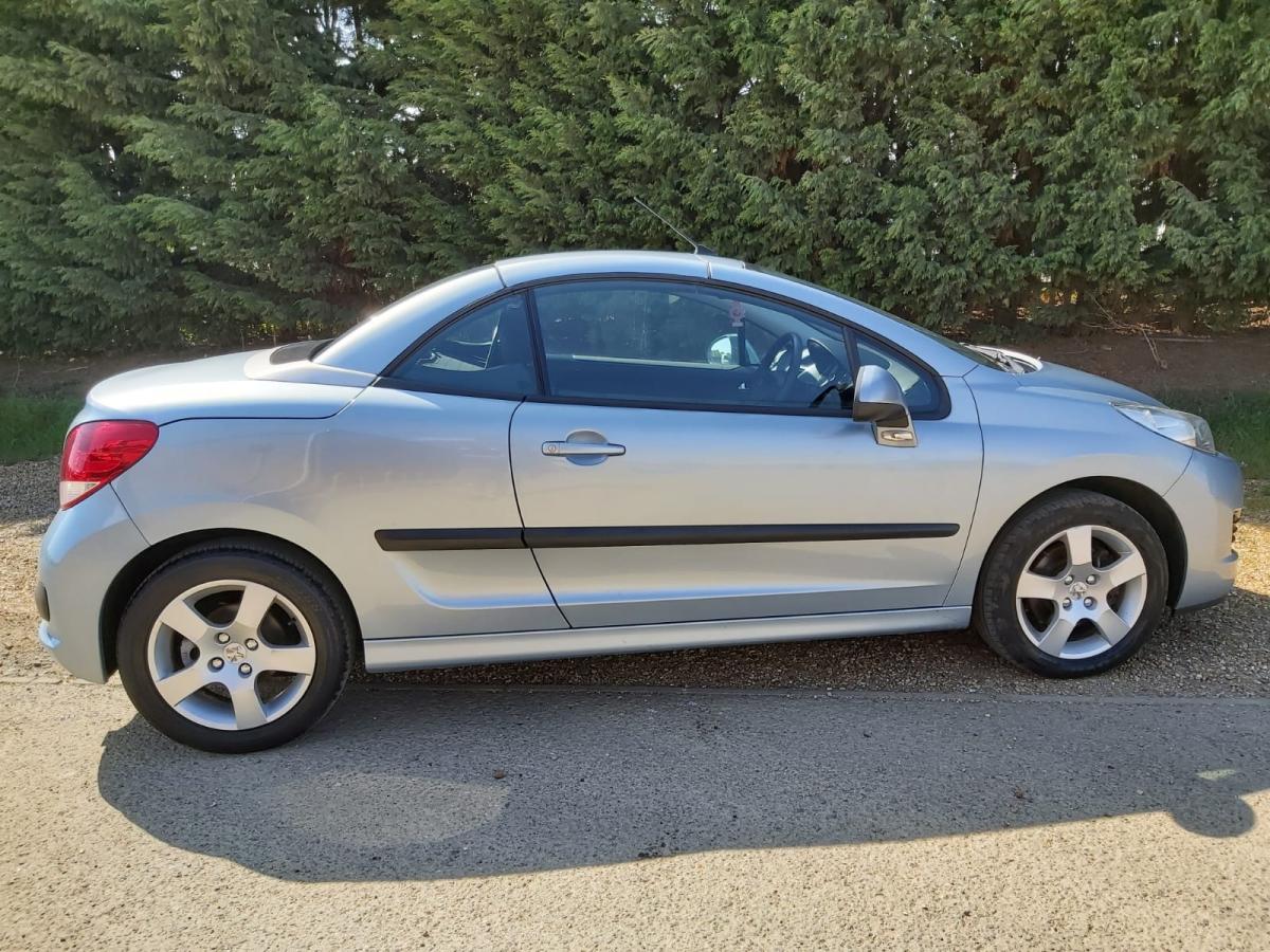  Peugeot 207 CC 1.6 VTi Sport 2dr - 2010 - £2,999