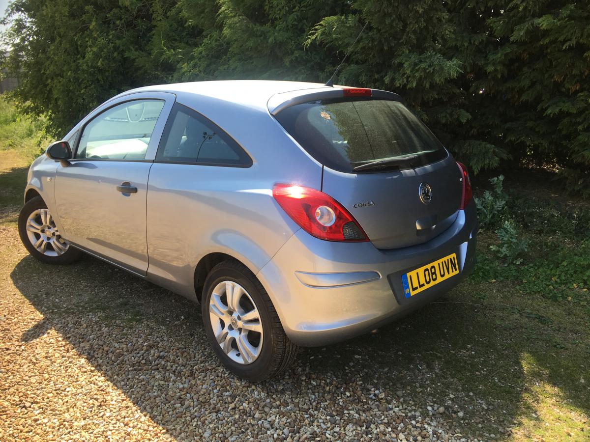 Vauxhall Corsa Breeze 3 door hatchback - 2008 - £1,399